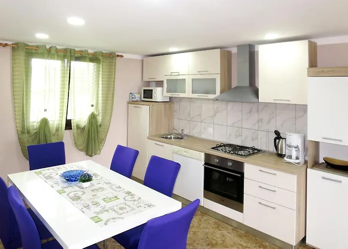 Vesna By Interhome *