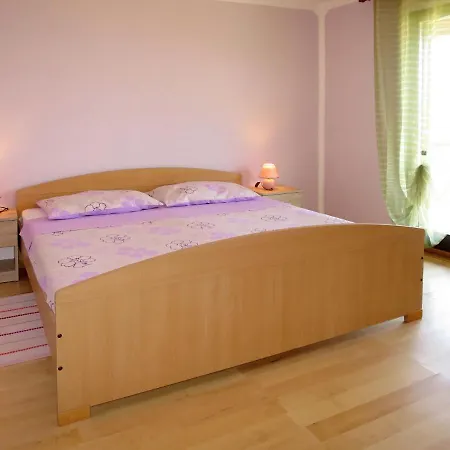 شقة Vesna By Interhome *