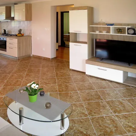 Vesna - Zad703 By Interhome Pridraga